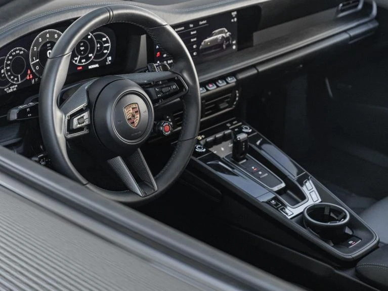 2026 Porsche 911 Carrera 4 GTS, 9/30