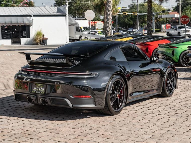 2026 Porsche 911 Carrera 4 GTS, 12/30