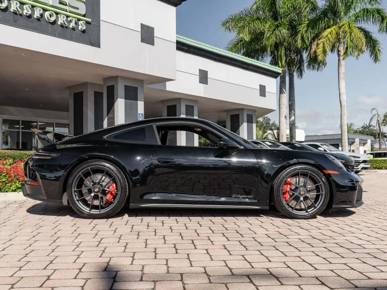 2026 Porsche 911 Carrera 4 GTS, 24/30