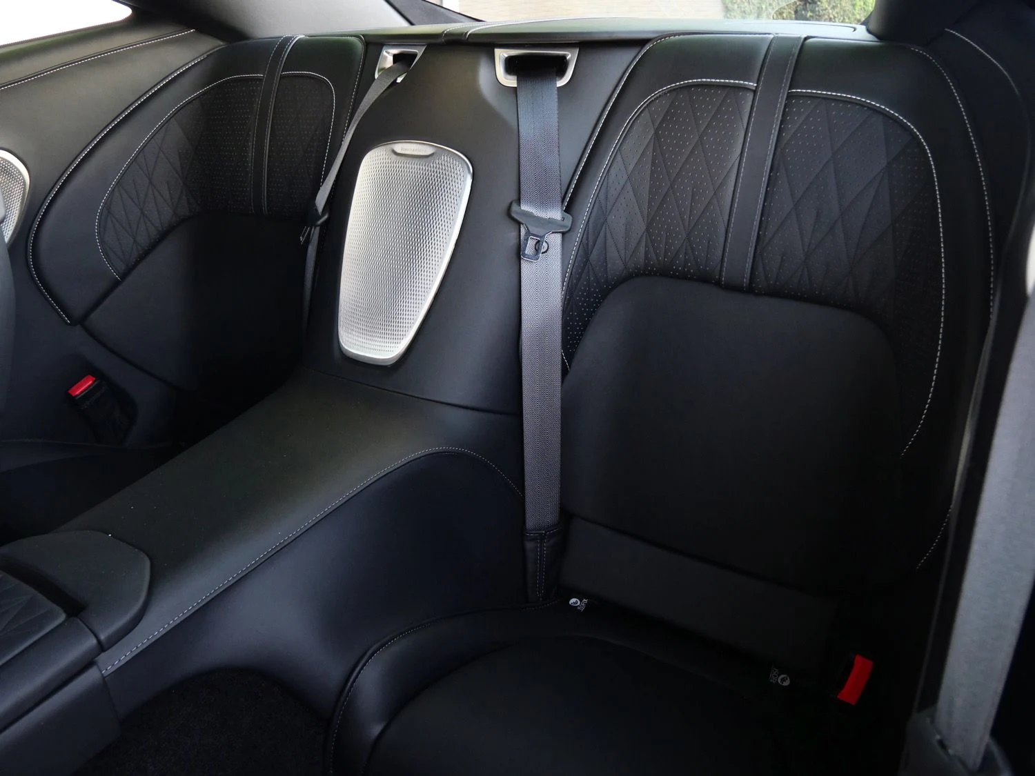 2024 Aston Martin DB12 interior, seats, Onyx Black