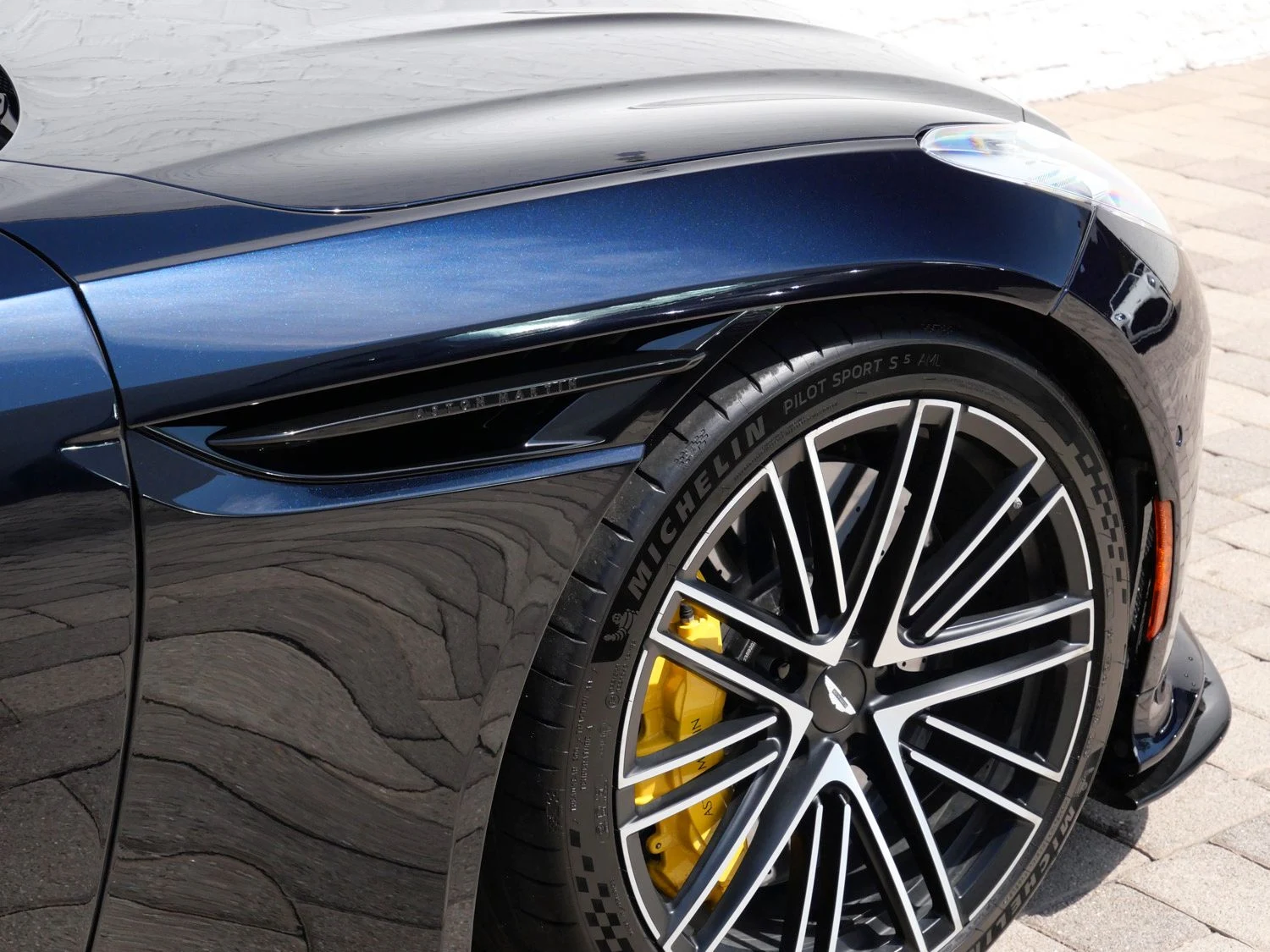 2024 Aston Martin DB12 for sale, photo 10 of 30