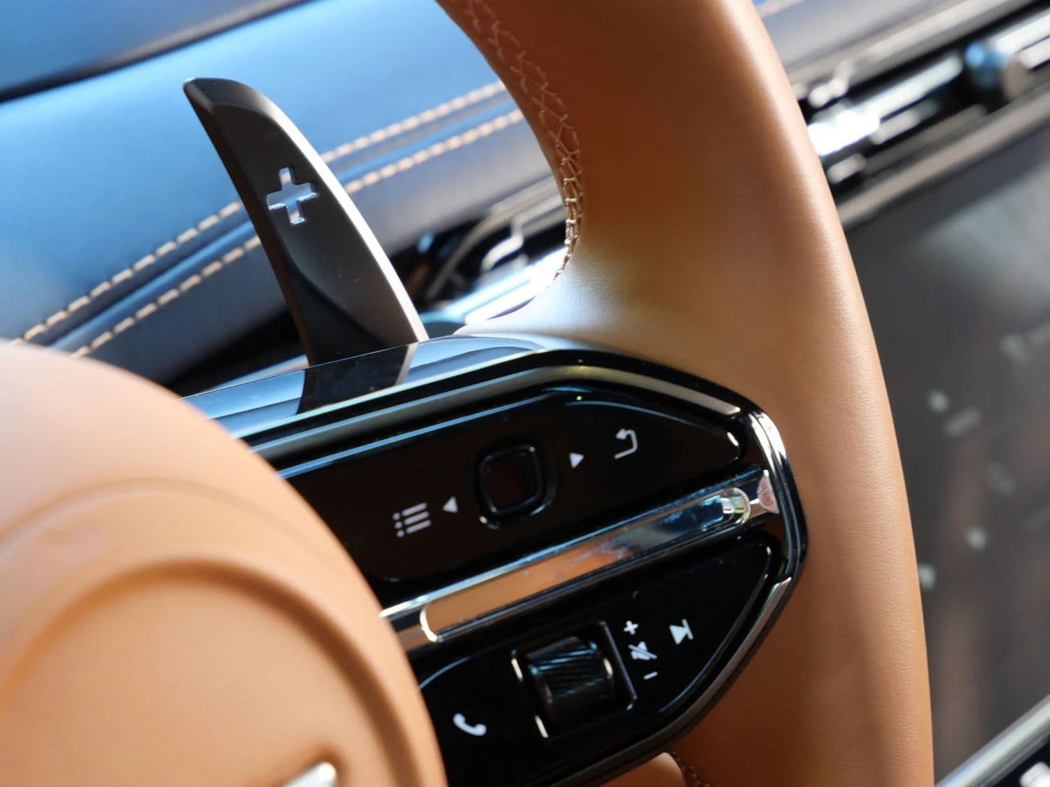 2024 Aston Martin DB12 interior, Copper Tan Metallic