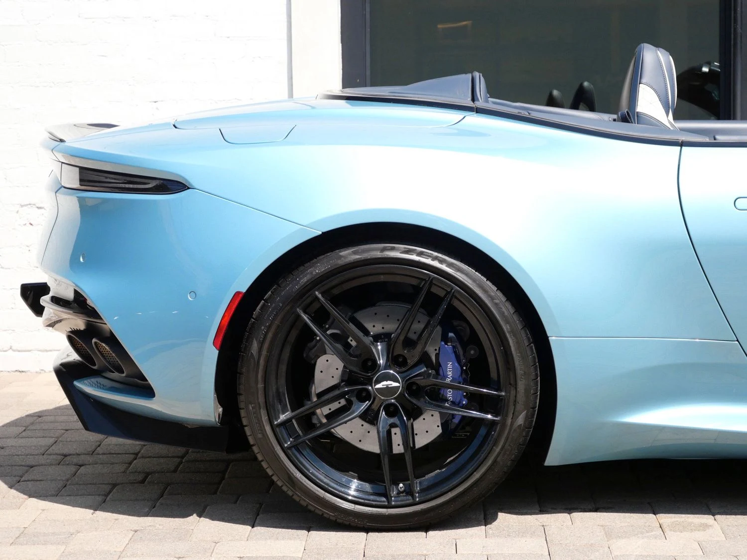 2020 Aston Martin DBS Superleggera Volante for sale, exterior, Blue
