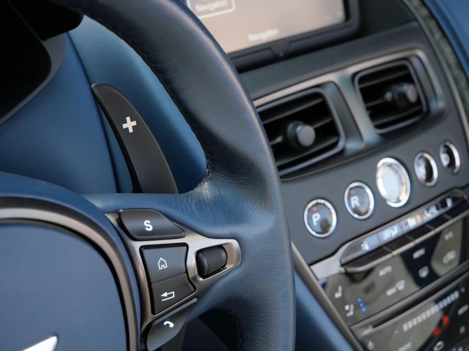2020 Aston Martin DBS Superleggera Volante interior, steering wheel, Baltic Blue/Cream Truffle