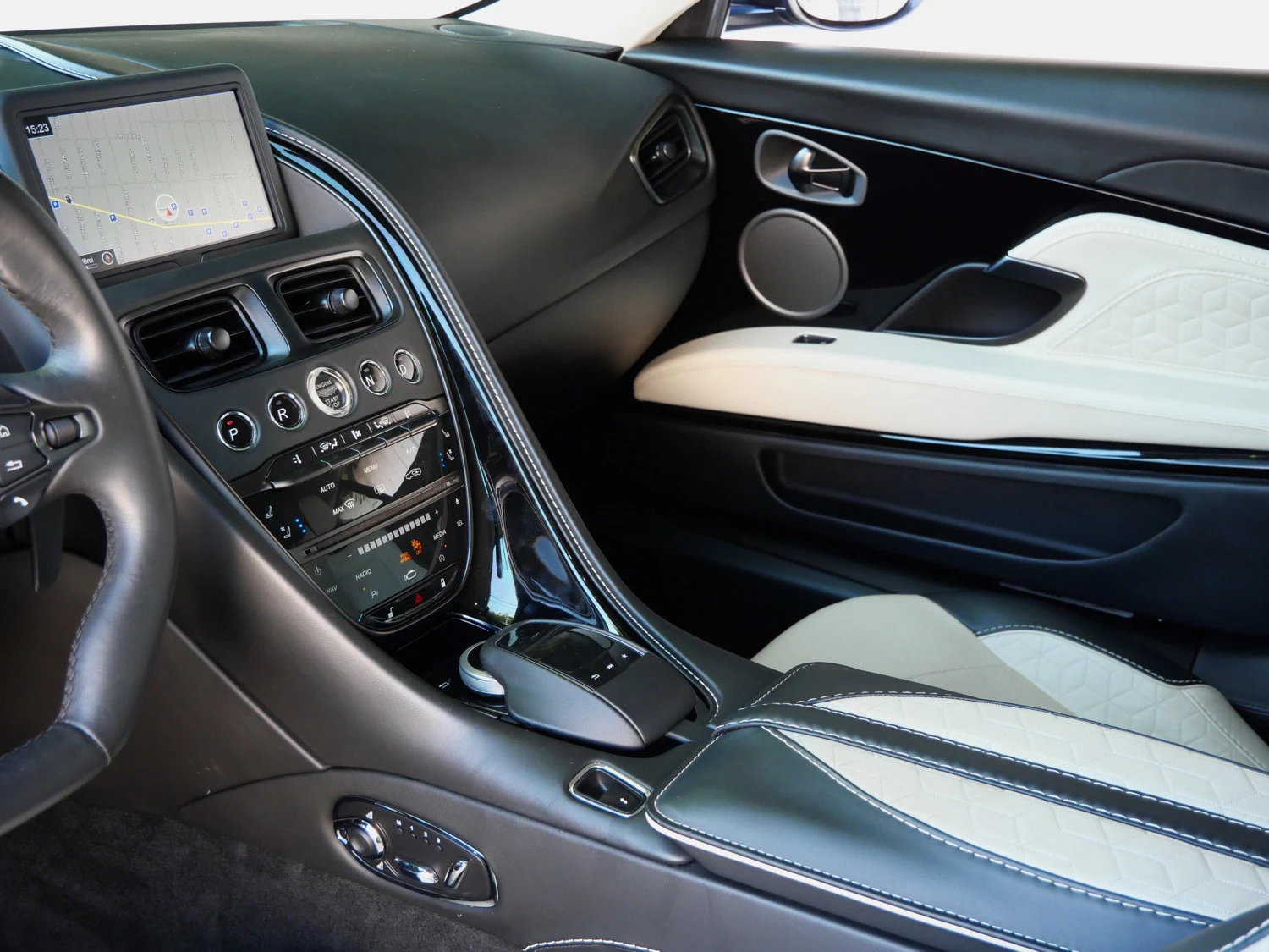 2021 Aston Martin DBS Superleggera interior, Obsidian Black