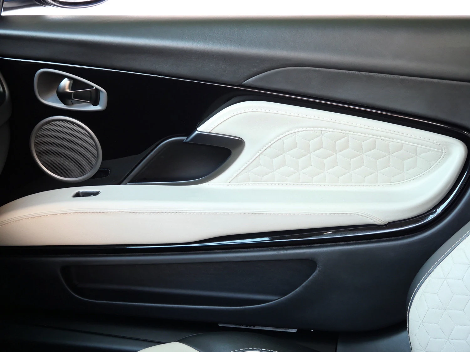 2021 Aston Martin DBS Superleggera interior, door panel, Obsidian Black