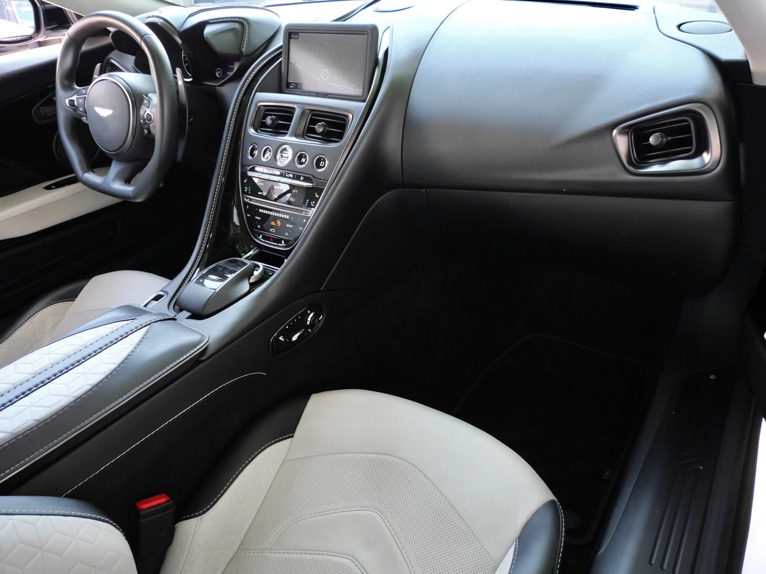 2021 Aston Martin DBS Superleggera interior, seats, Obsidian Black