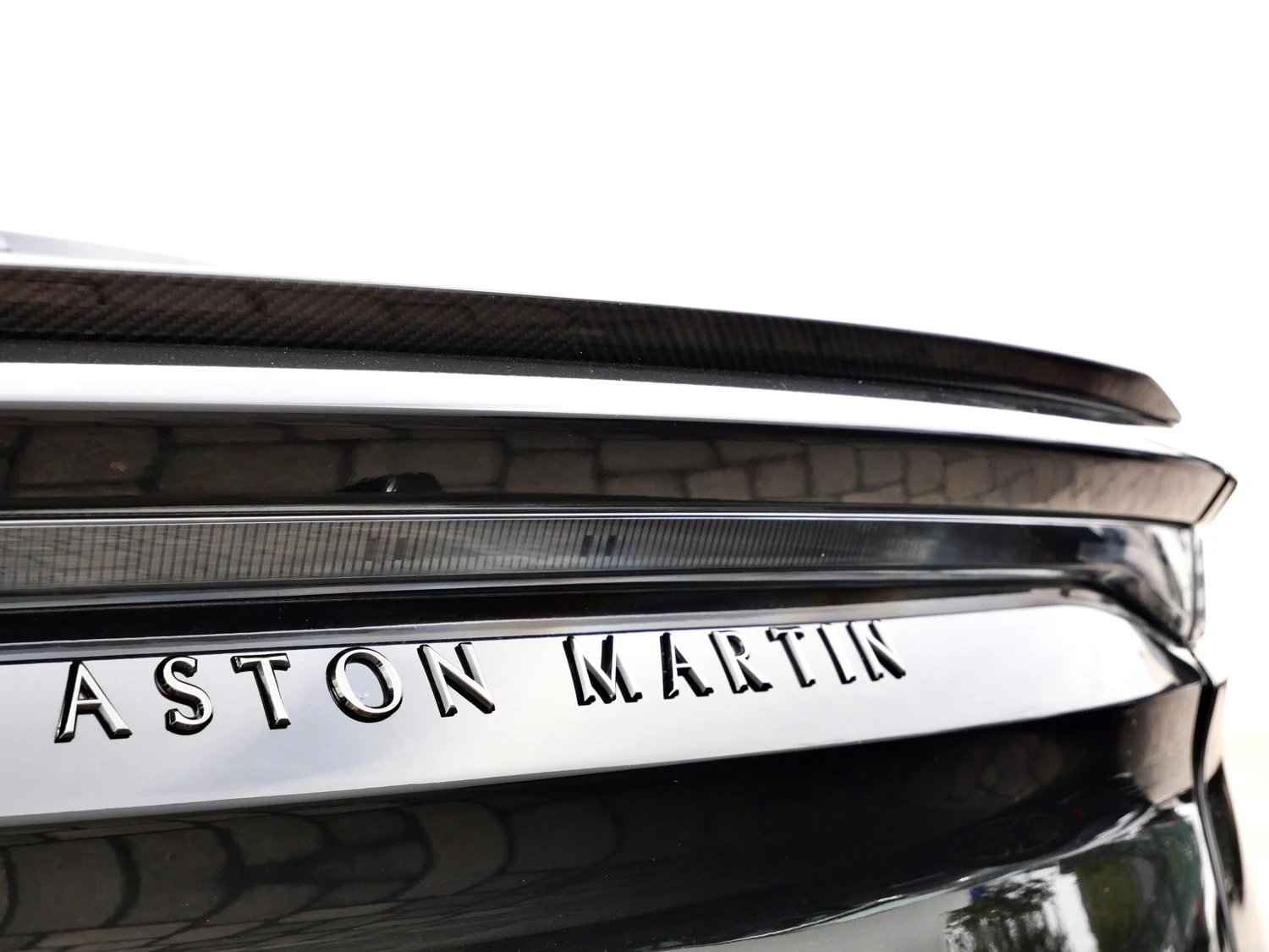 2023 Aston Martin DBS Volante for sale, photo 13 of 29