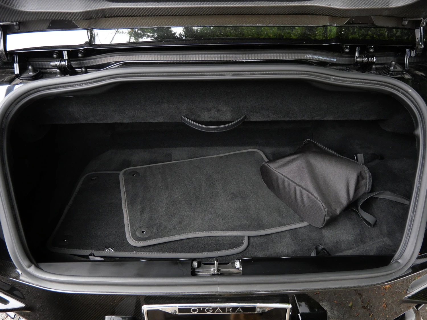 2023 Aston Martin DBS Volante trunk