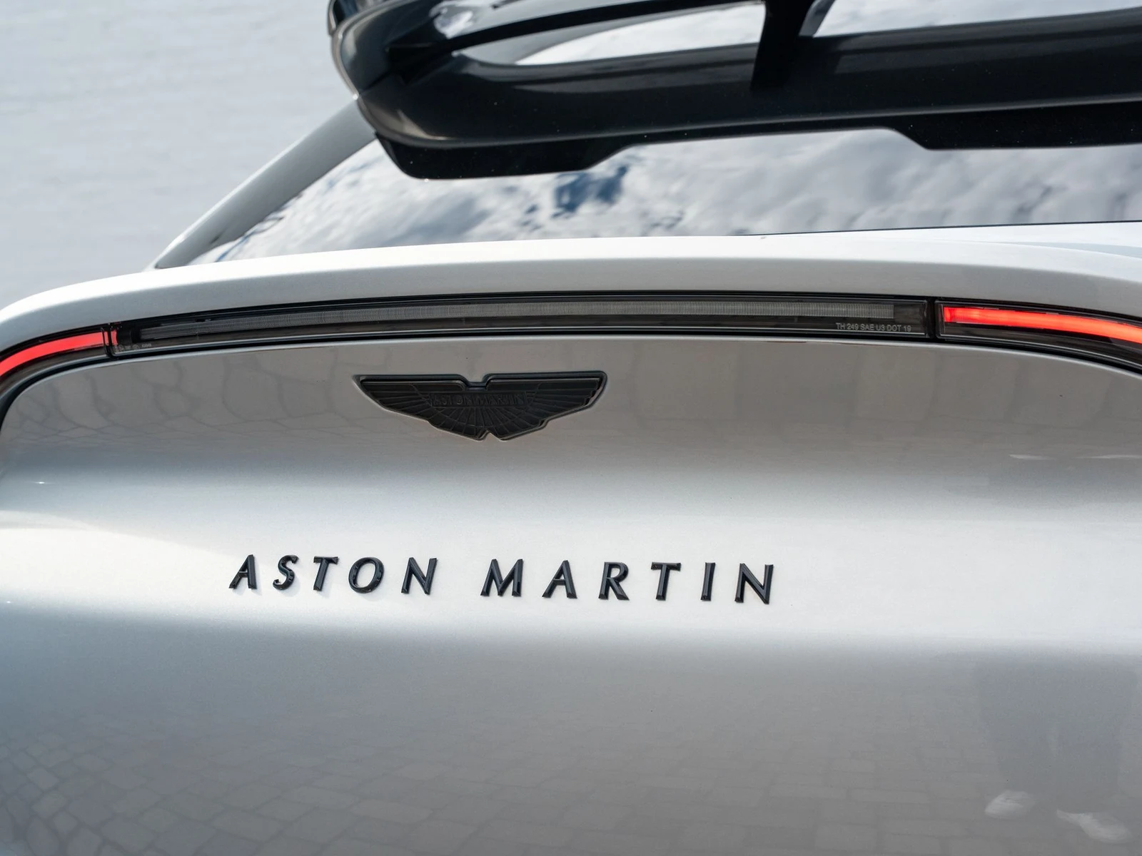2023 Aston Martin DBX707 for sale, photo 8 of 30