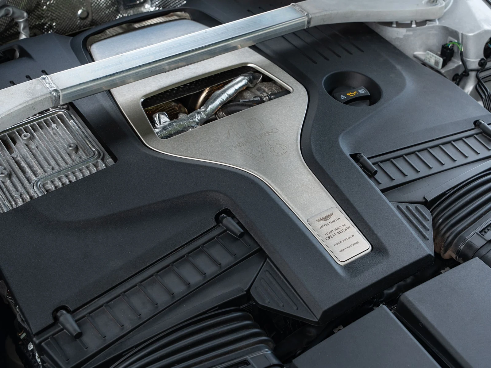 2023 Aston Martin DBX707 interior, Dark Knight