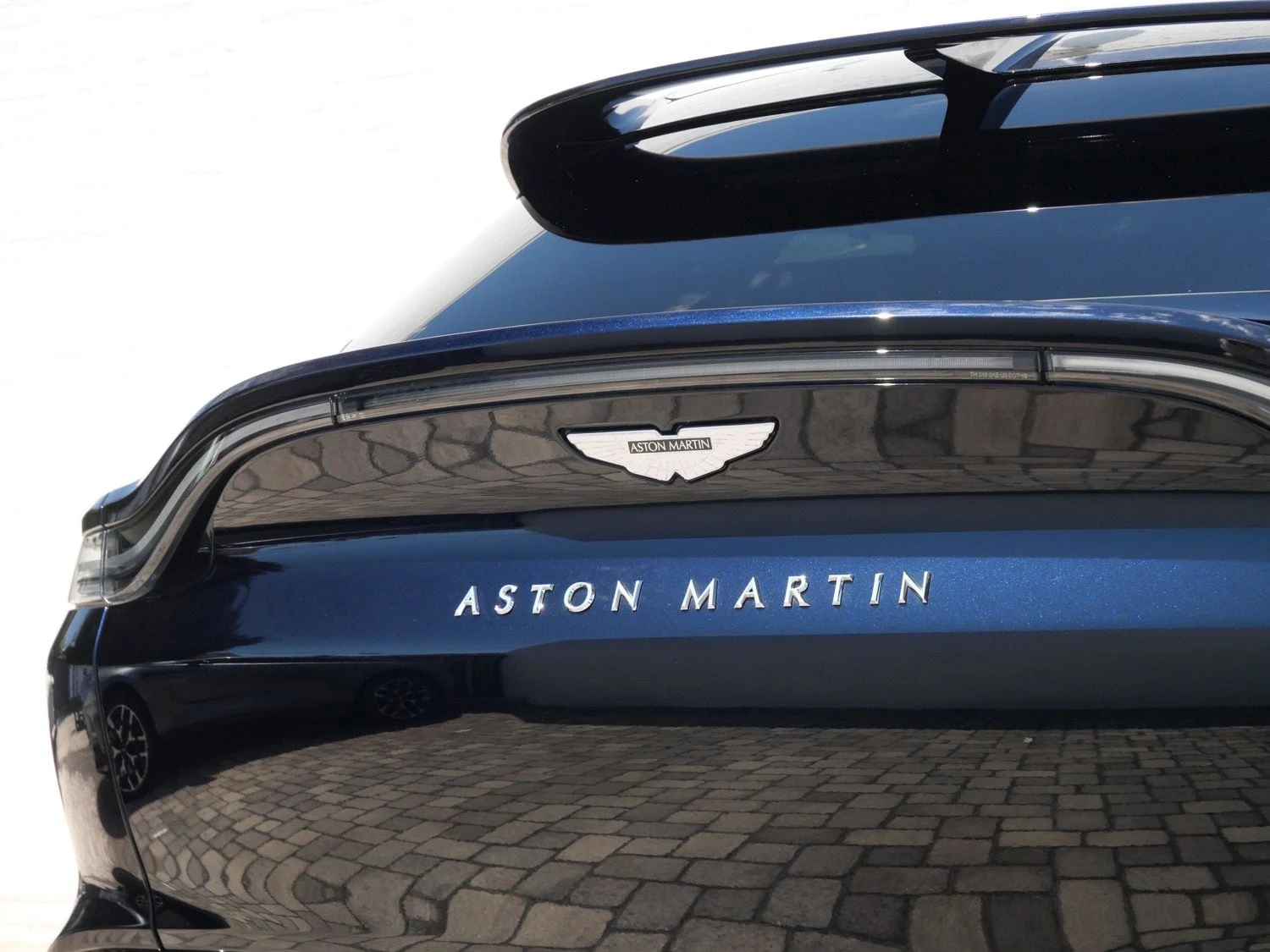 2023 Aston Martin DBX for sale, photo 8 of 29