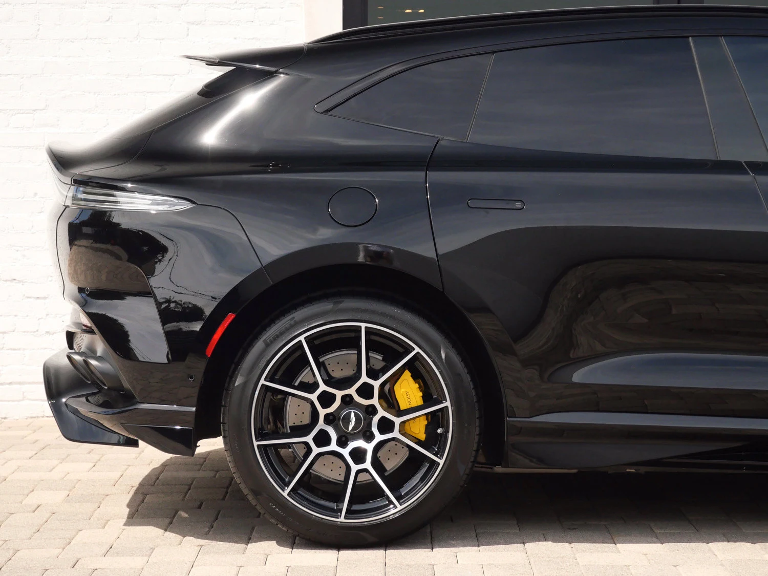 2023 Aston Martin DBX707 for sale, exterior, Black