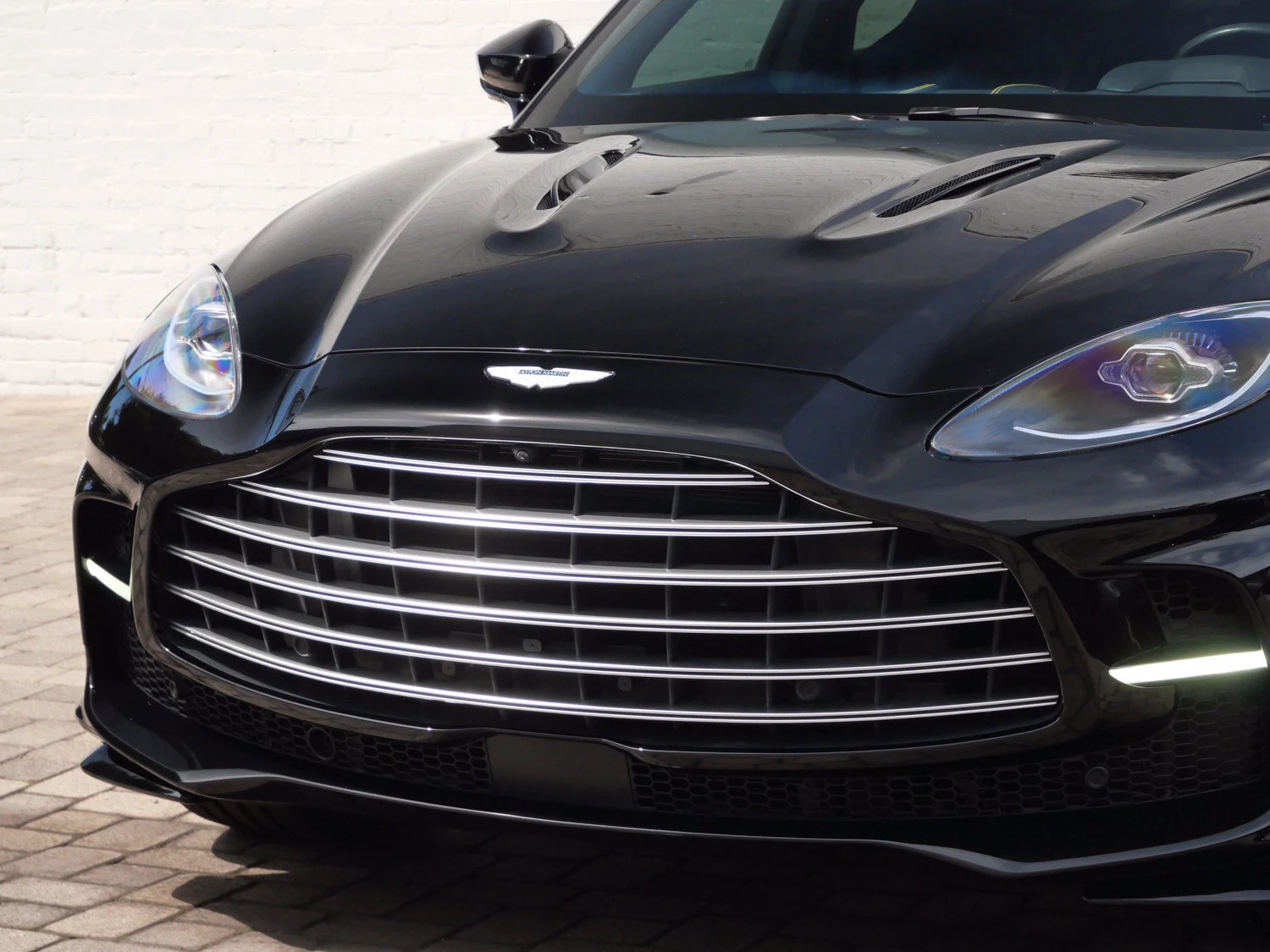 2023 Aston Martin DBX707 for sale, exterior, Black