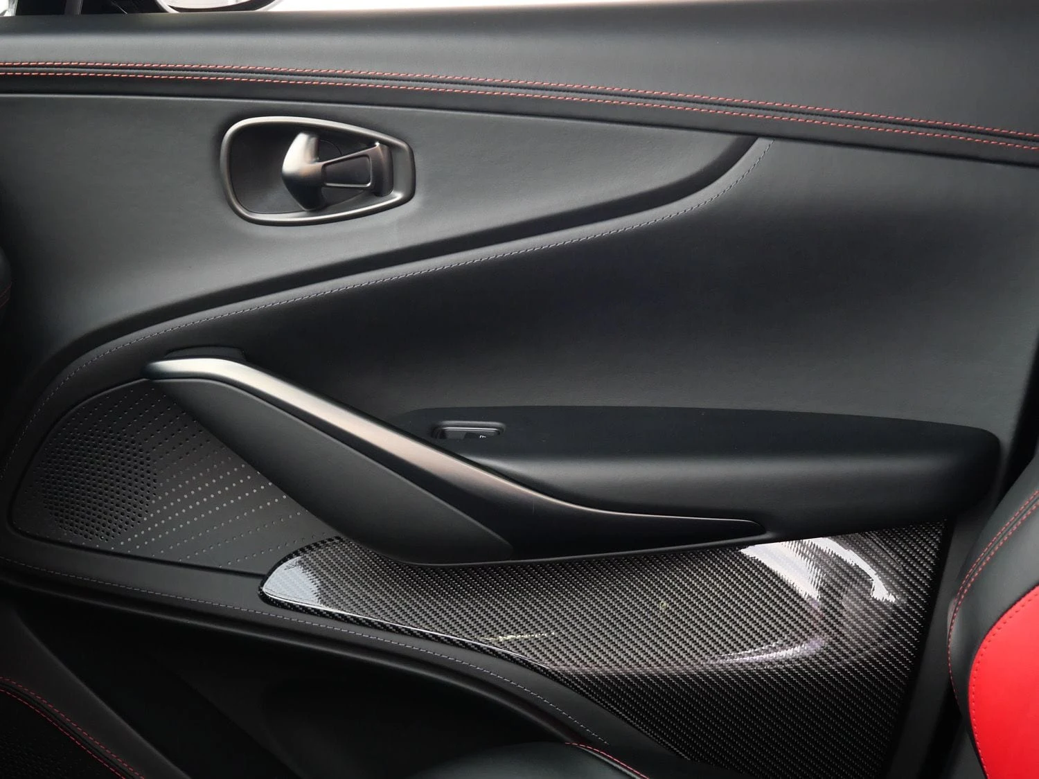 2024 Aston Martin DBX707 interior, door panel, Onyx Black