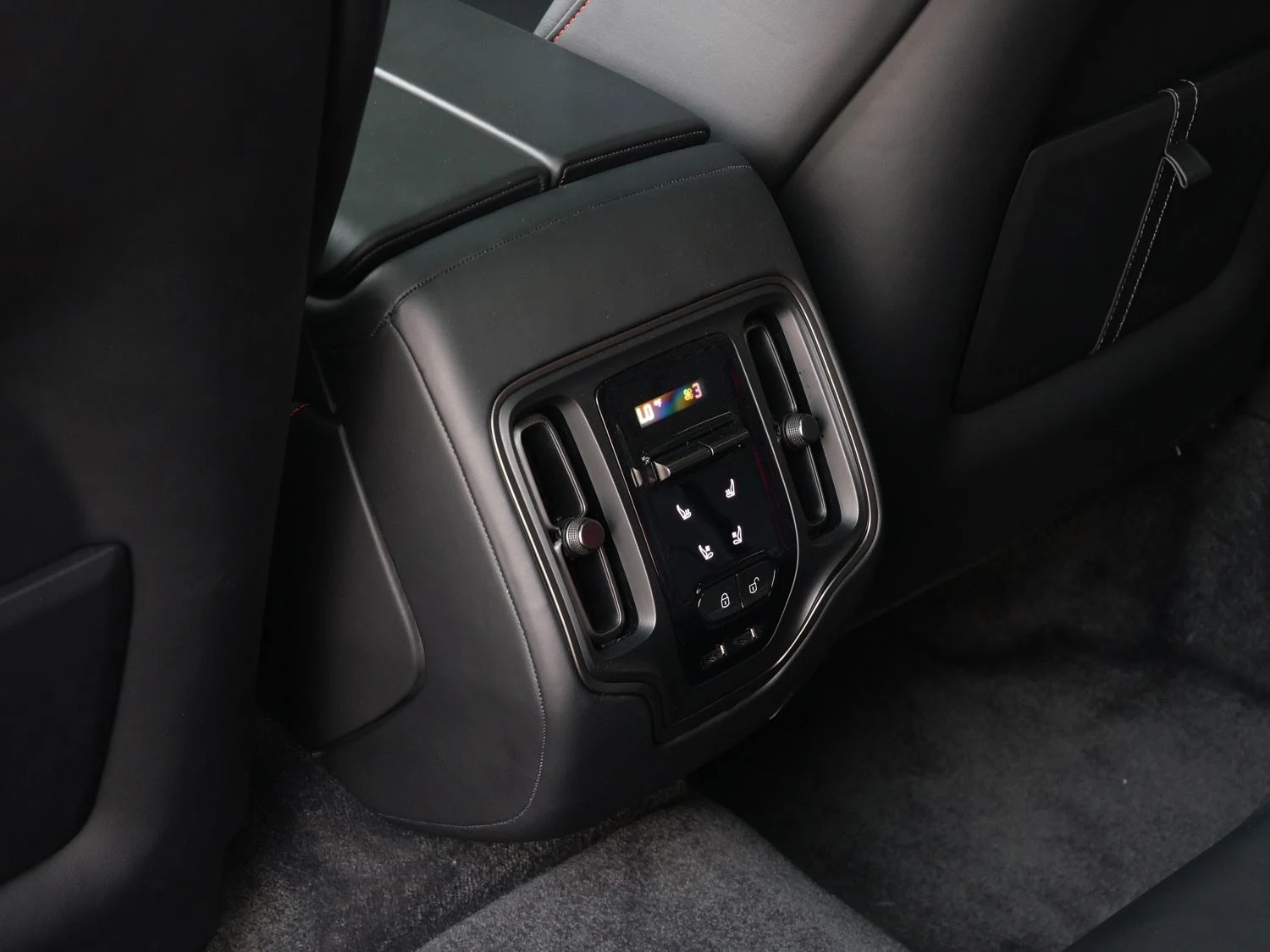 2024 Aston Martin DBX707 interior, Onyx Black