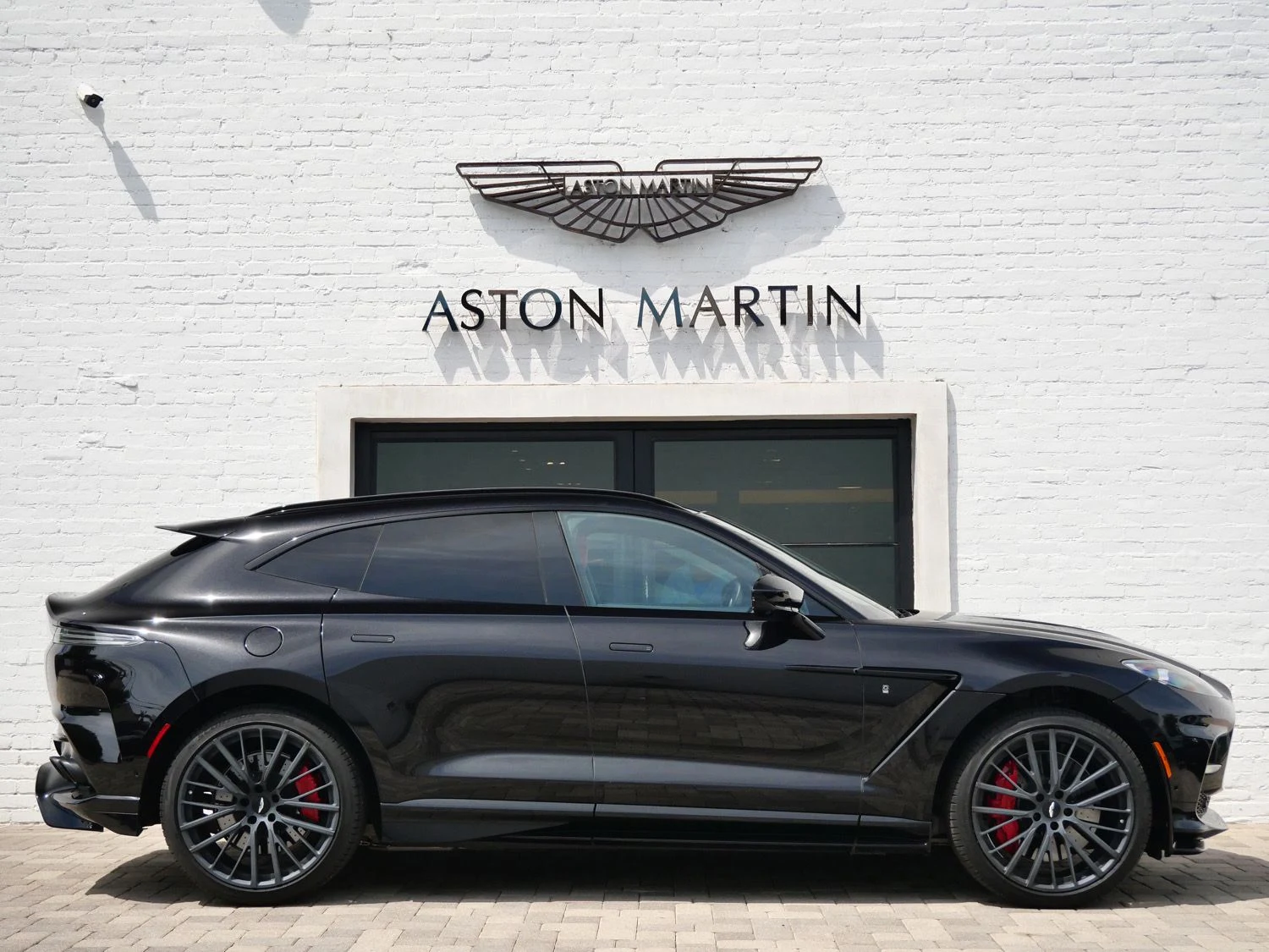2024 Aston Martin DBX707 for sale, exterior, Black