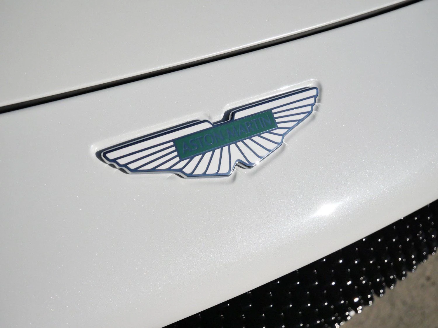 2026 Aston Martin DBX S, detail