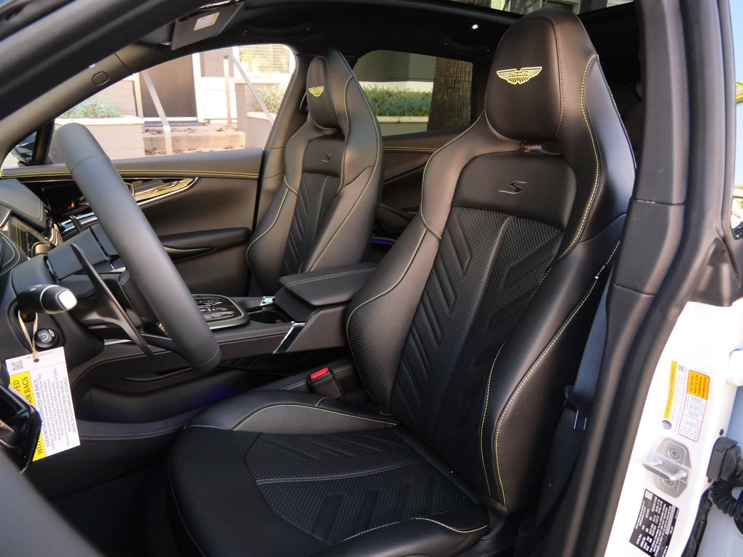 2026 Aston Martin DBX S interior, seats, Onyx Black - Semi Anilin