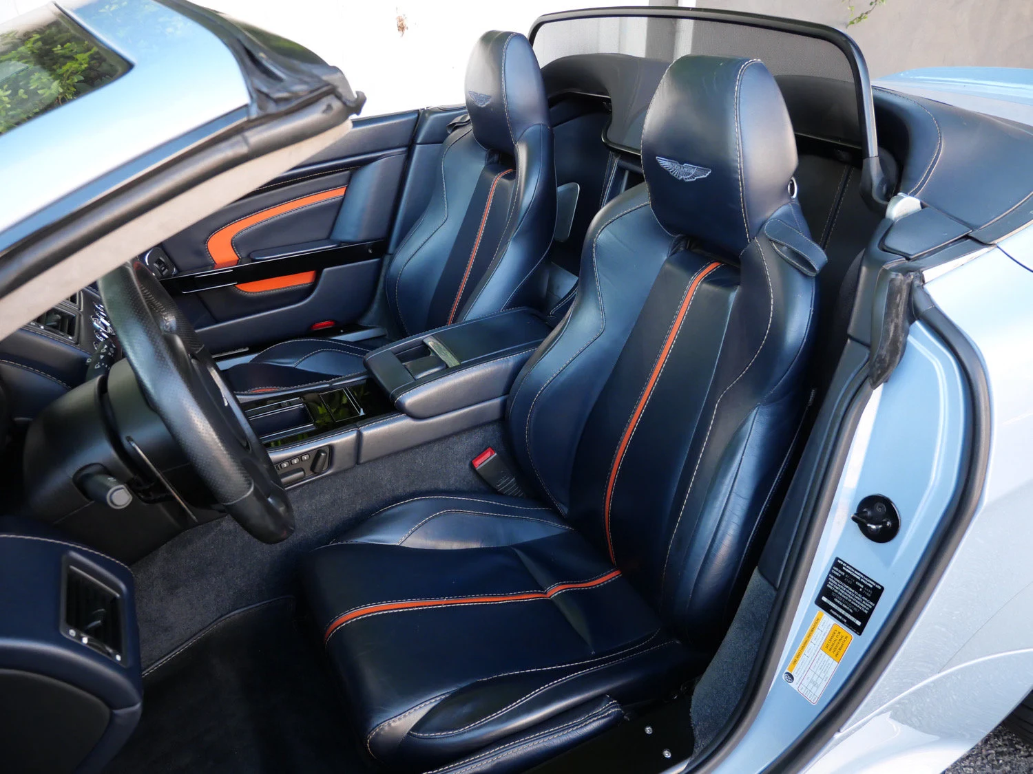 2015 Aston Martin V12 Vantage S Roadster interior, seats, Dark Knight