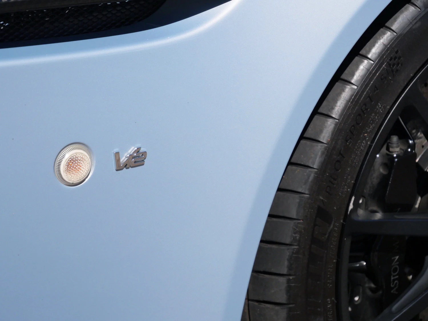 2015 Aston Martin V12 Vantage S Roadster for sale, photo 21 of 30