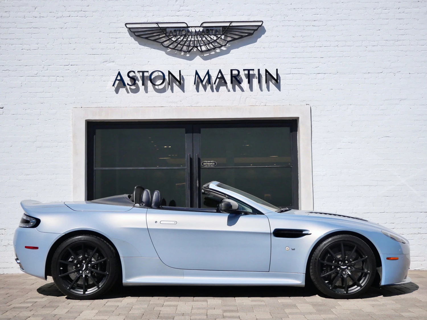 2015 Aston Martin V12 Vantage S Roadster for sale, exterior, Blue