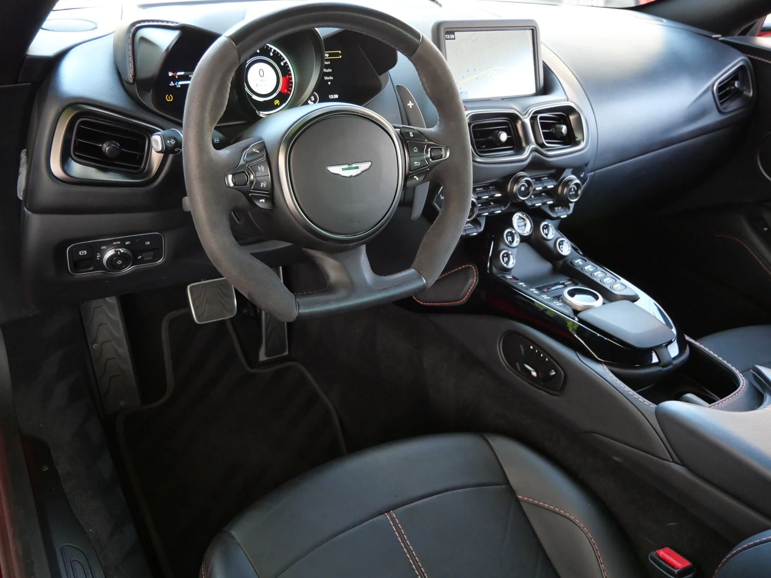 2022 Aston Martin Vantage interior, Black