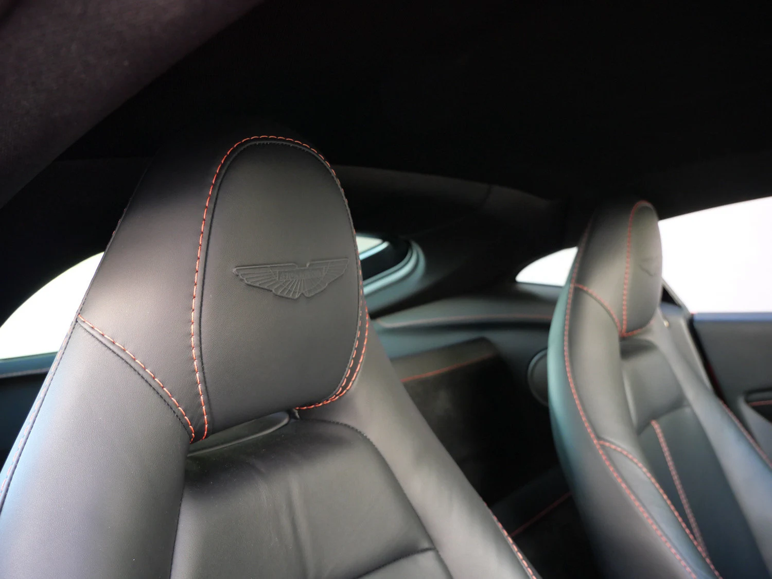 2022 Aston Martin Vantage interior, seats, Black