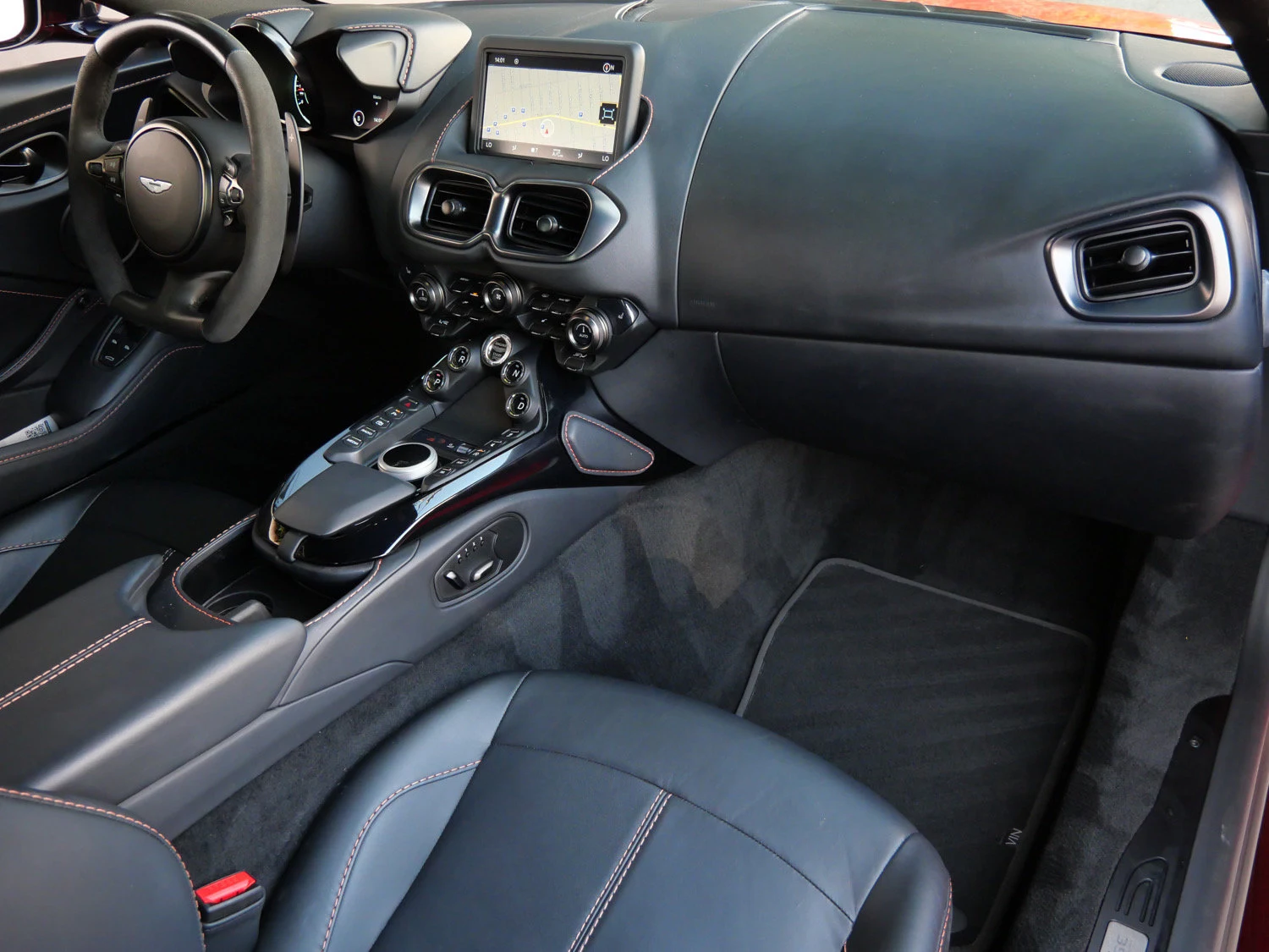 2022 Aston Martin Vantage interior, seats, Black