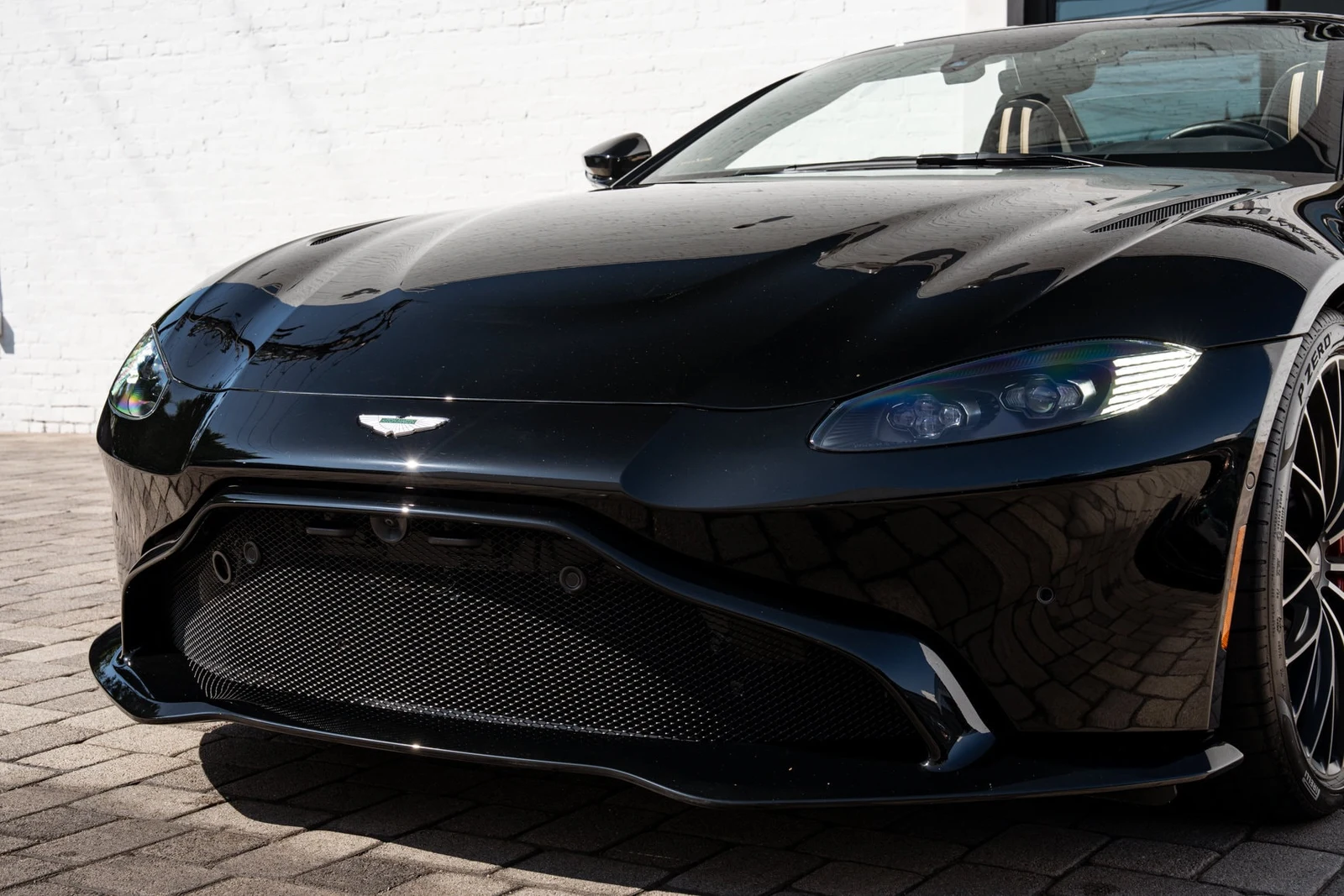 2023 Aston Martin Vantage Roadster for sale, exterior, Black
