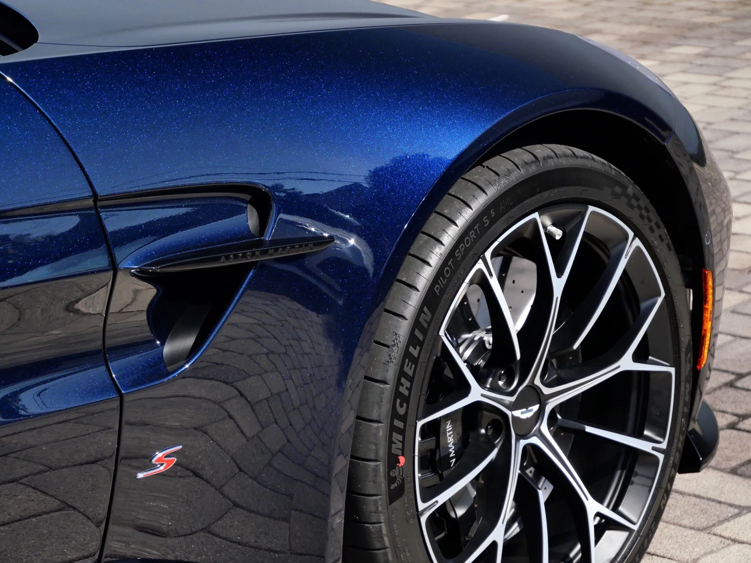 2026 Aston Martin Vantage S for sale, photo 9 of 26