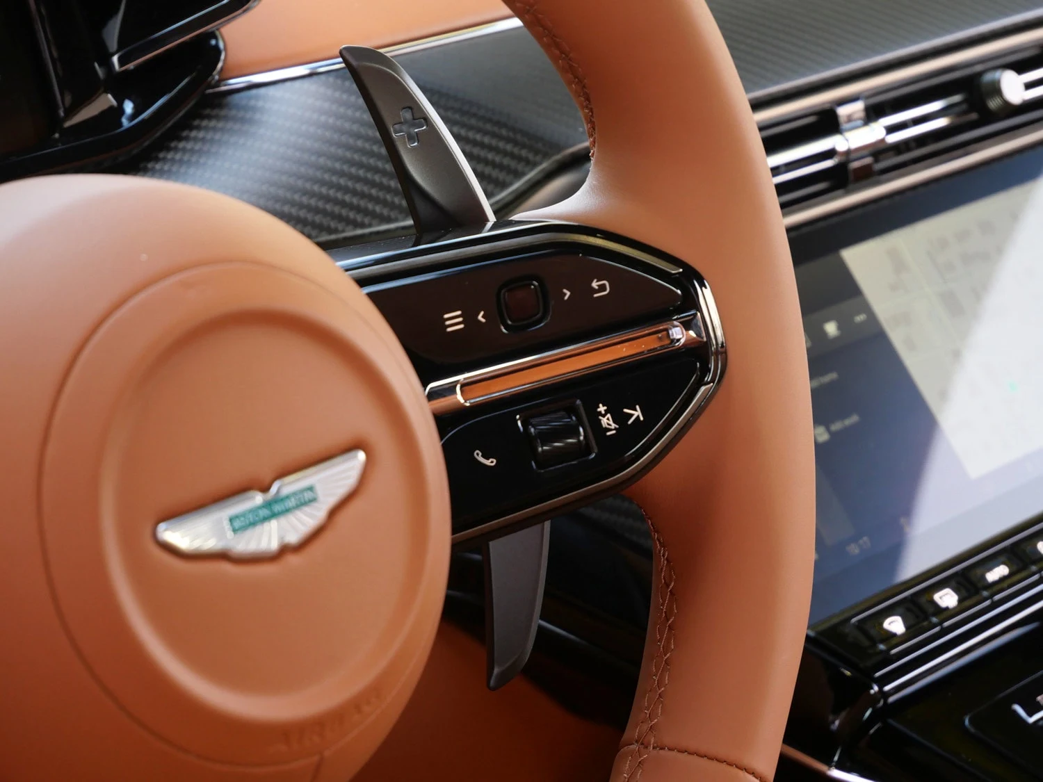 2026 Aston Martin Vantage S interior, Oxford Tan - Semi Aniline