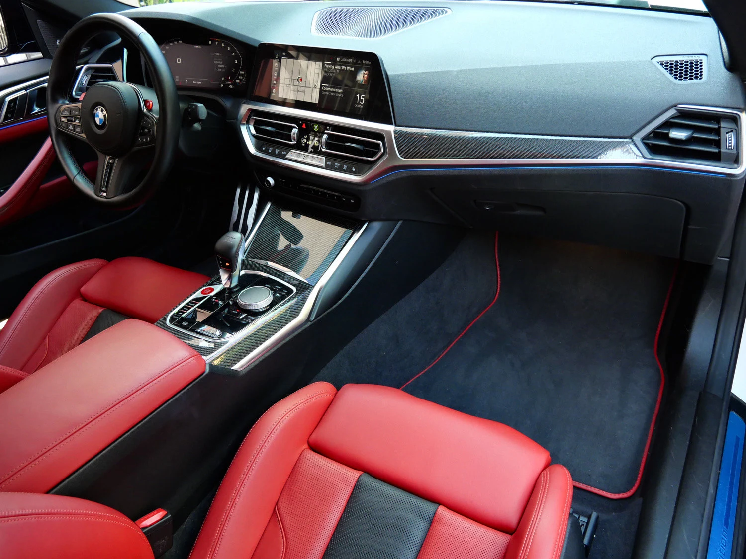 2021 BMW M4 Competition interior, Fiona Red/Black