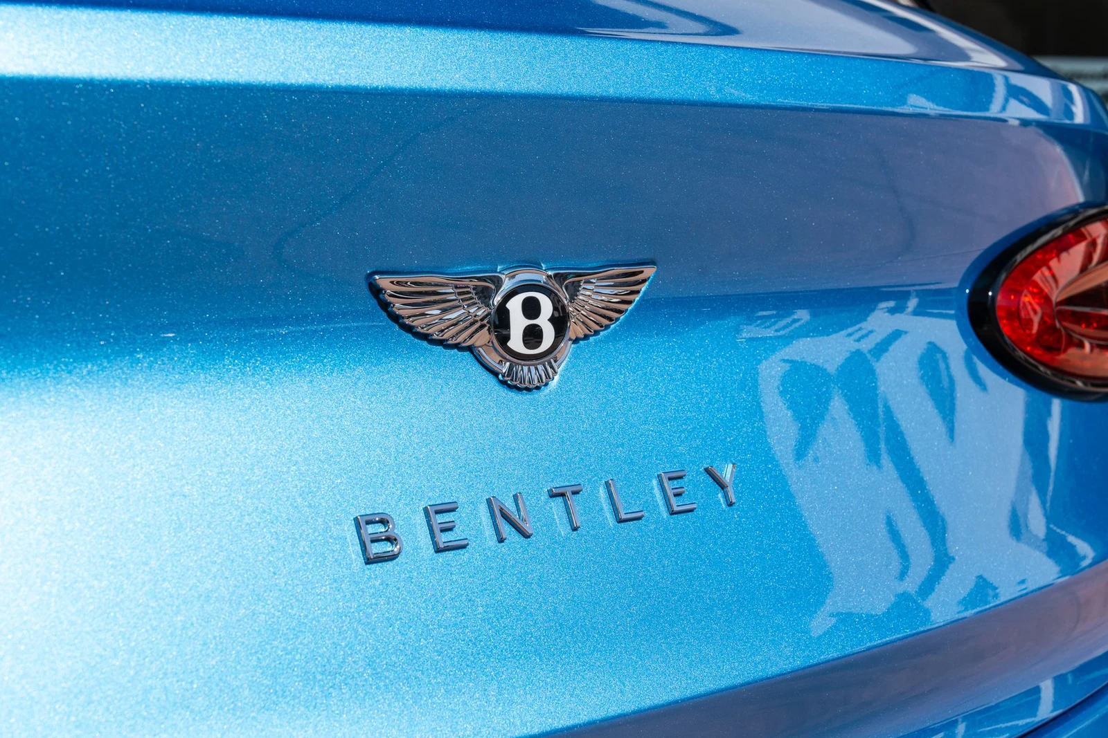 2023 Bentley Bentayga S, detail