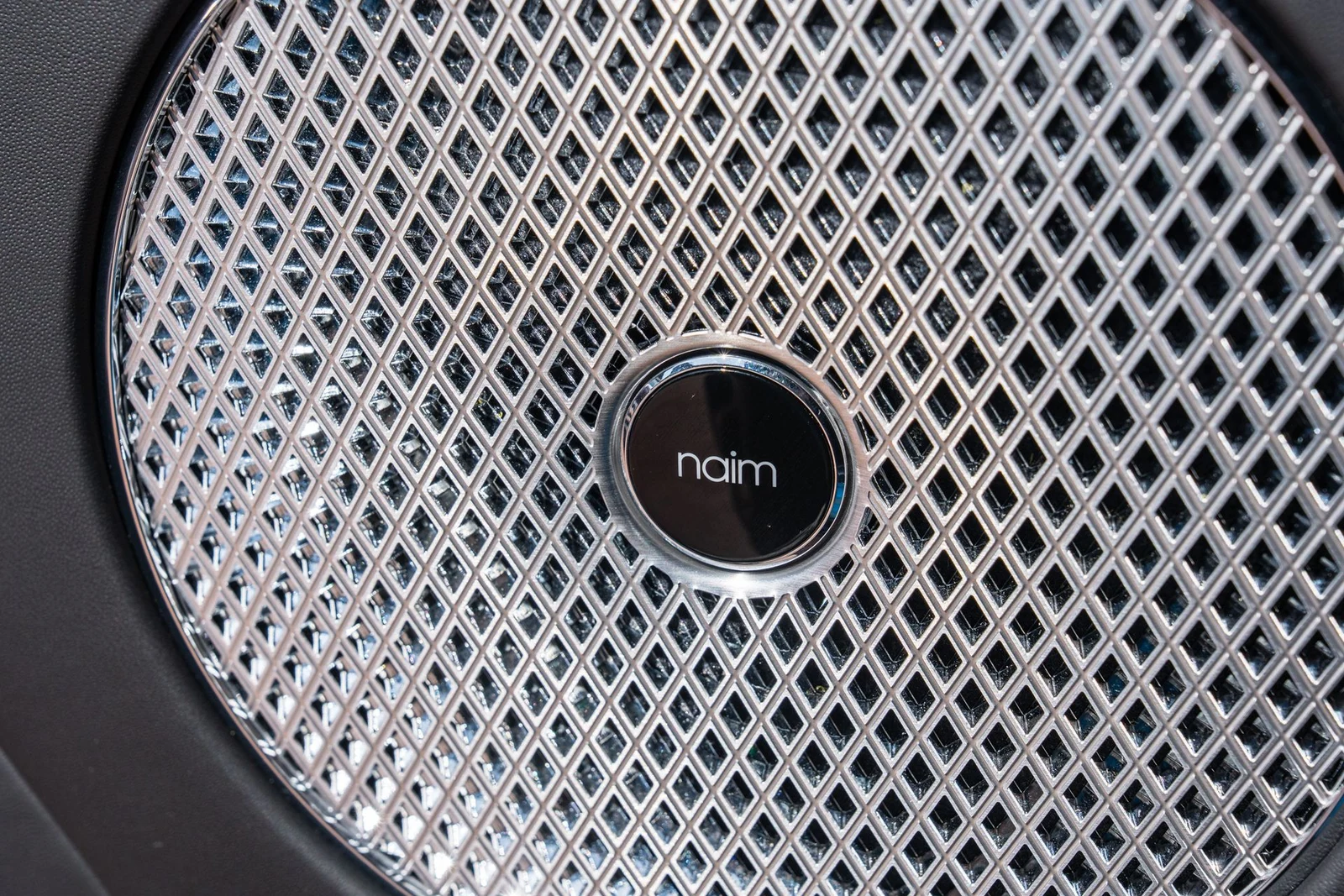 2023 Bentley Bentayga S, detail