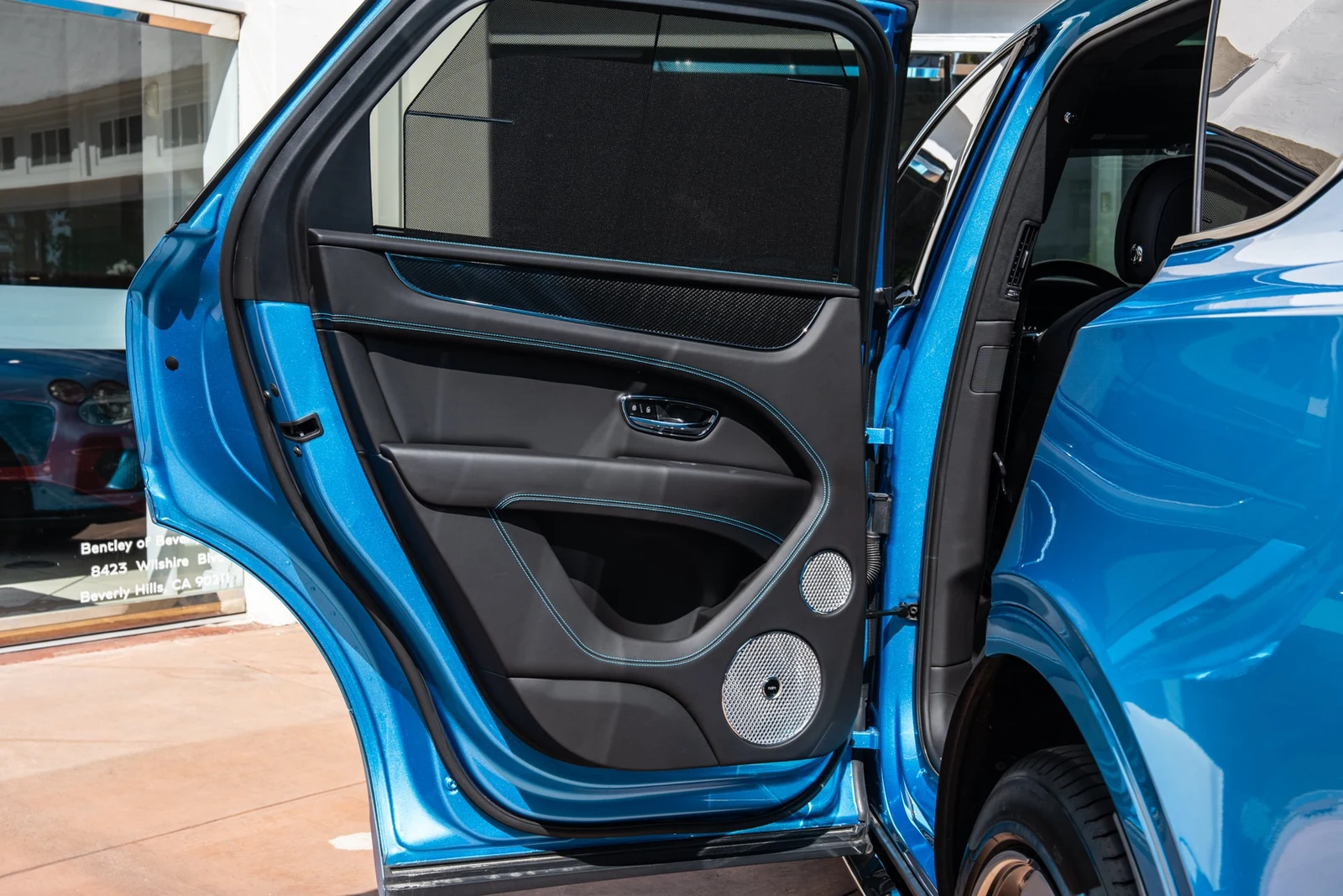 2023 Bentley Bentayga S interior, door panel, Beluga
