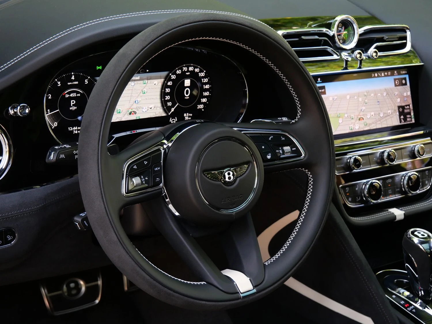 2026 Bentley Bentayga Speed interior, Linen