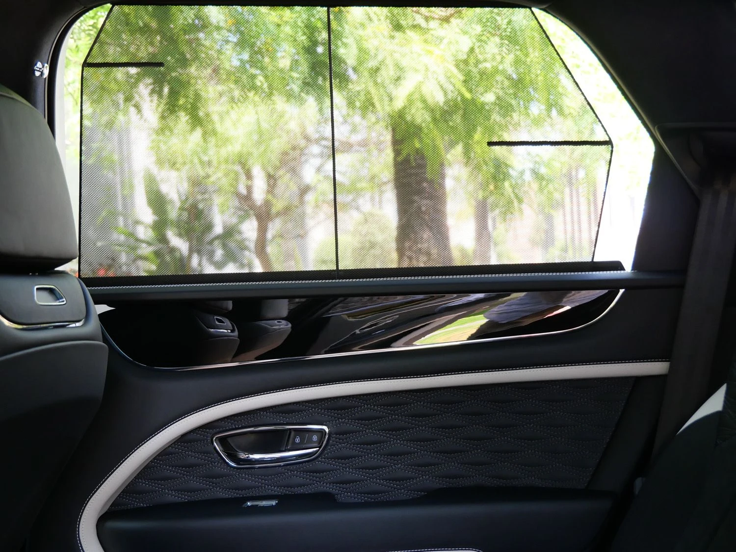 2026 Bentley Bentayga Speed interior, door panel, Linen