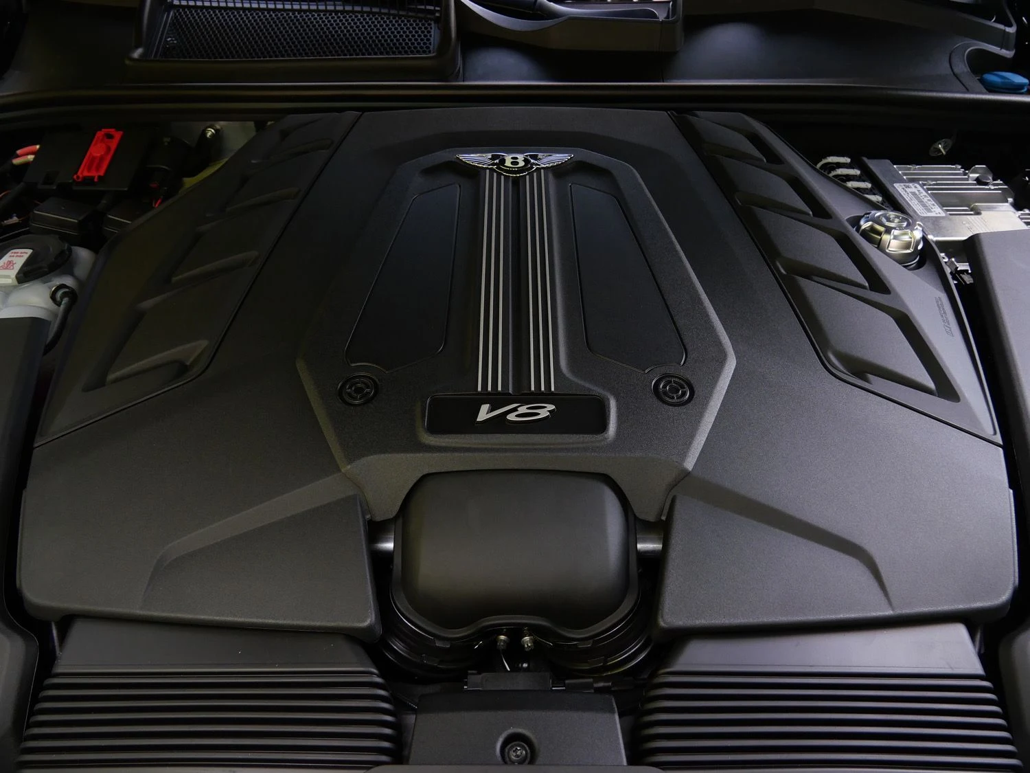 2026 Bentley Bentayga Speed engine