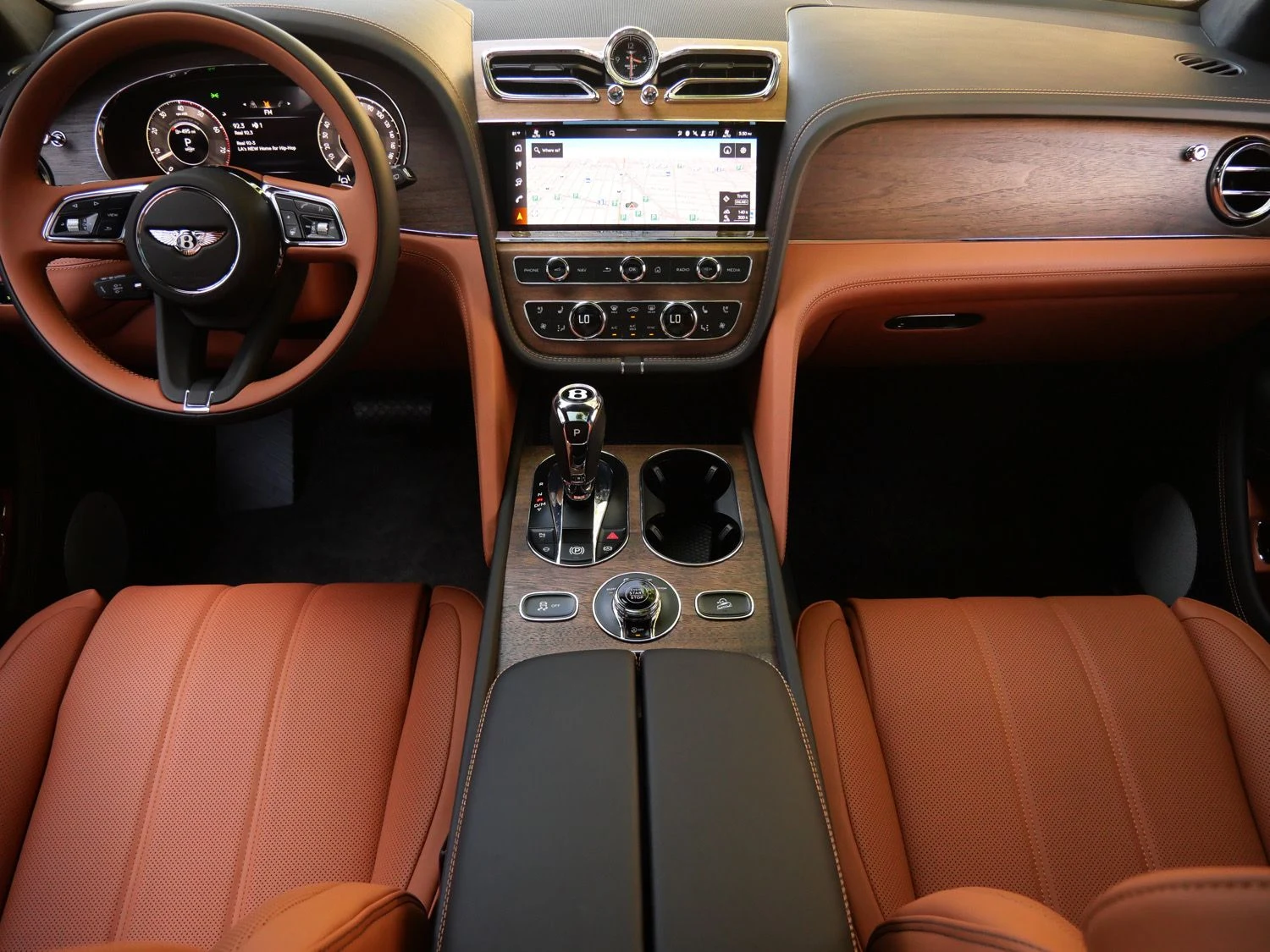 2026 Bentley Bentayga V8 interior, Saddle