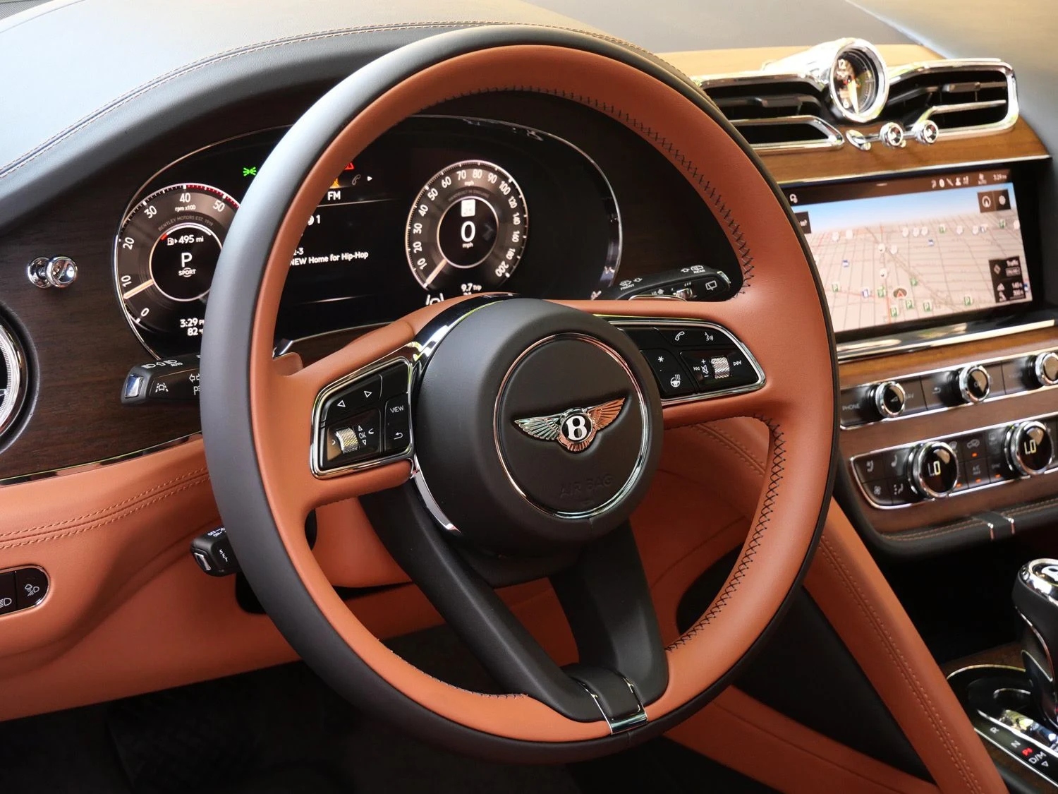 2026 Bentley Bentayga V8 interior, Saddle