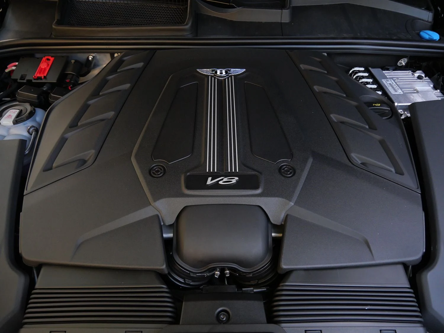 2026 Bentley Bentayga V8 engine