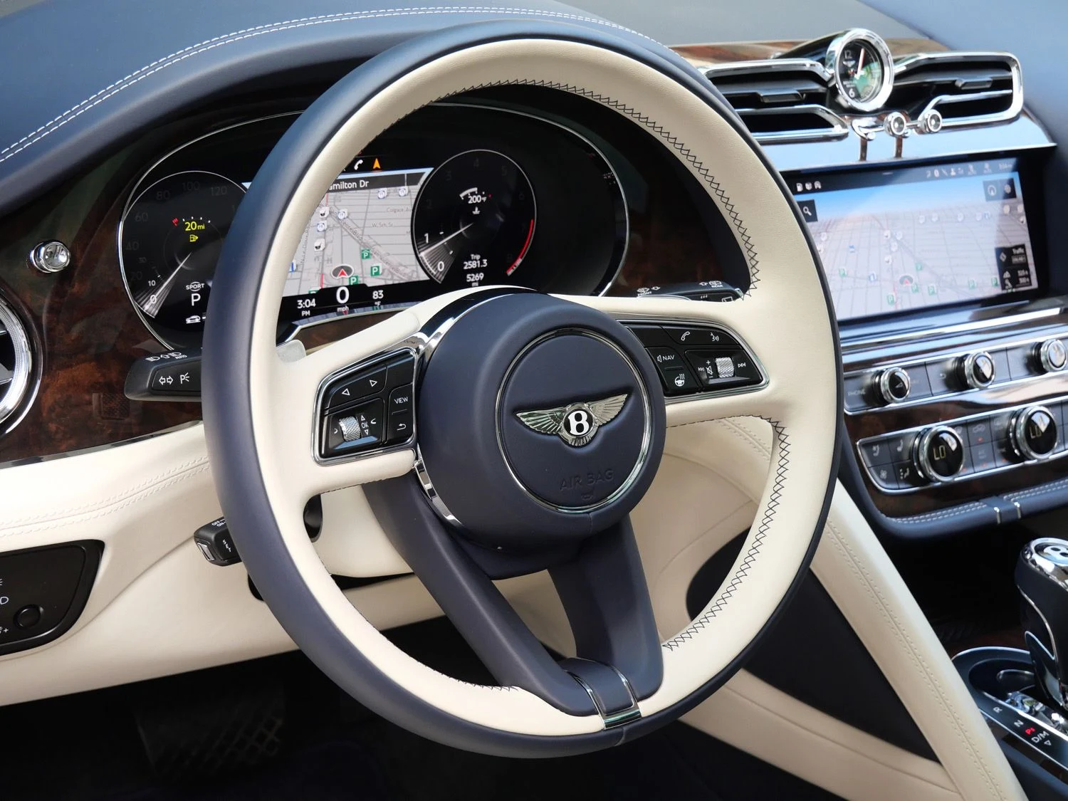 2023 Bentley Bentayga EWB interior, Linen