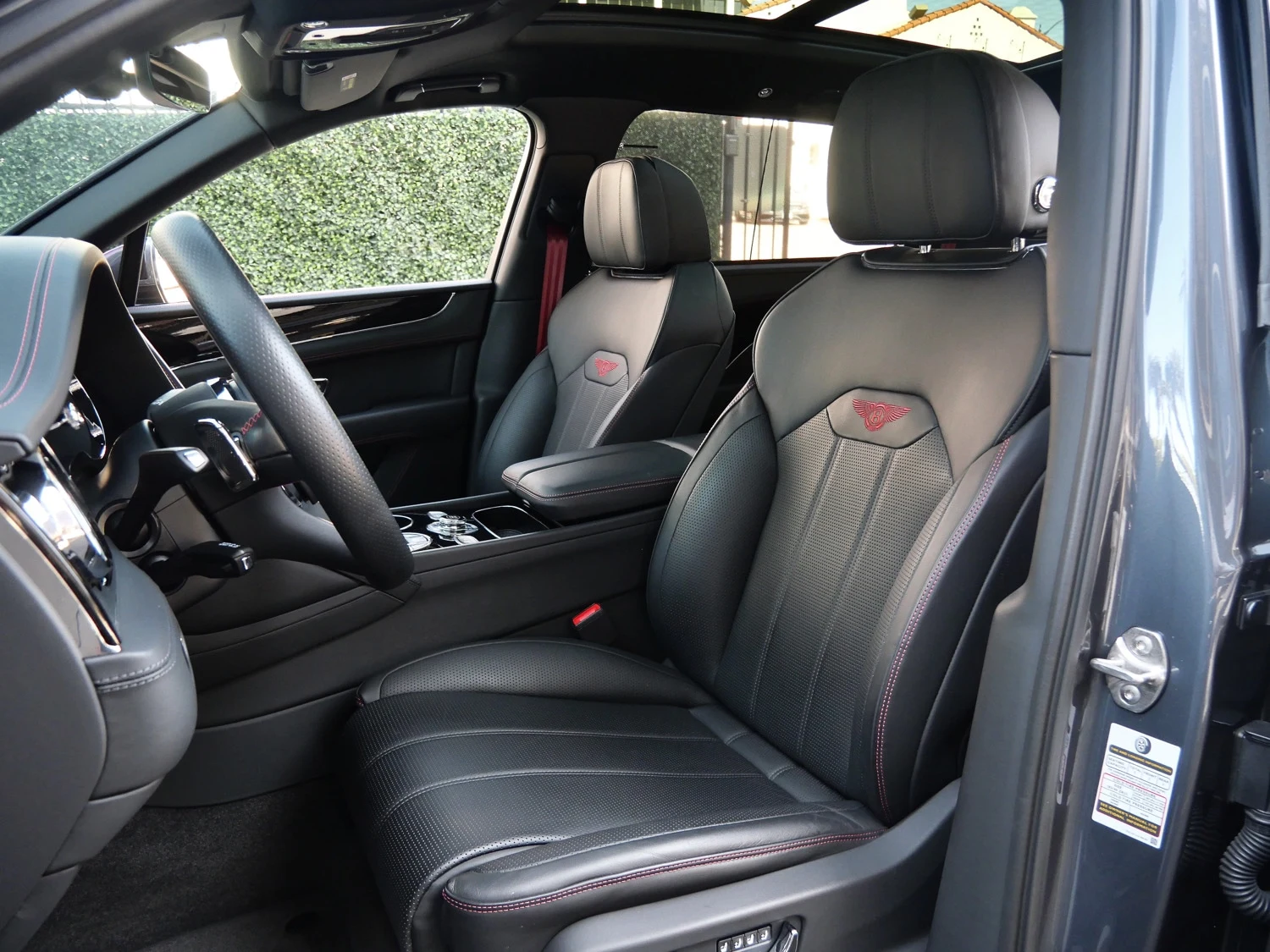 2024 Bentley Bentayga EWB interior, seats, Beluga