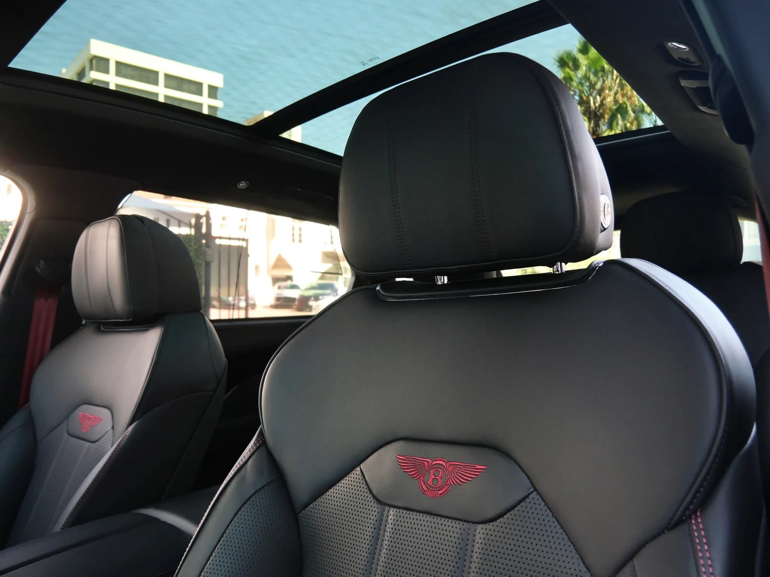 2024 Bentley Bentayga EWB interior, seats, Beluga