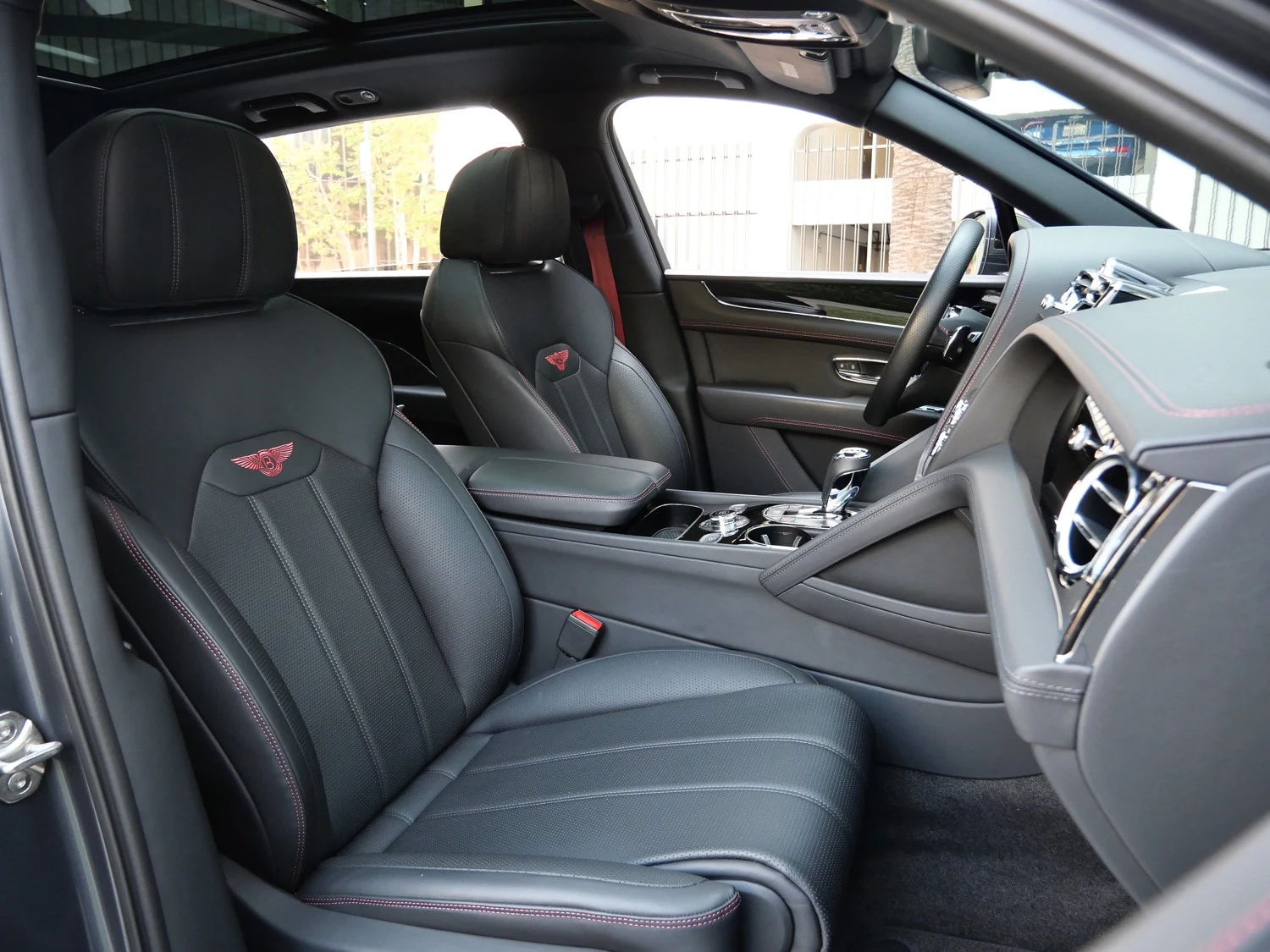 2024 Bentley Bentayga EWB interior, seats, Beluga
