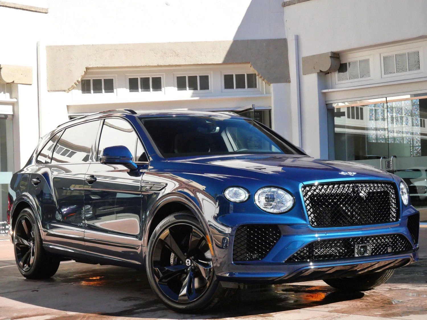 2025 Bentley Bentayga EWB for sale in Beverly Hills, California