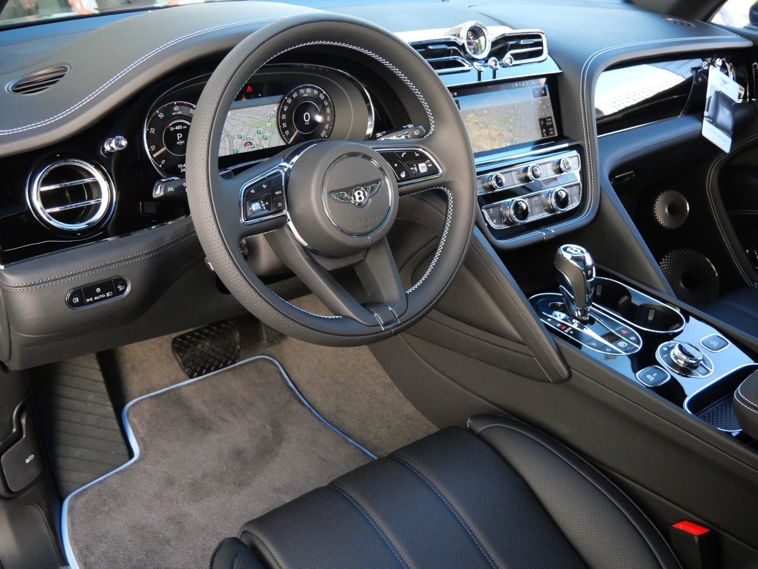 2025 Bentley Bentayga EWB interior, Beluga