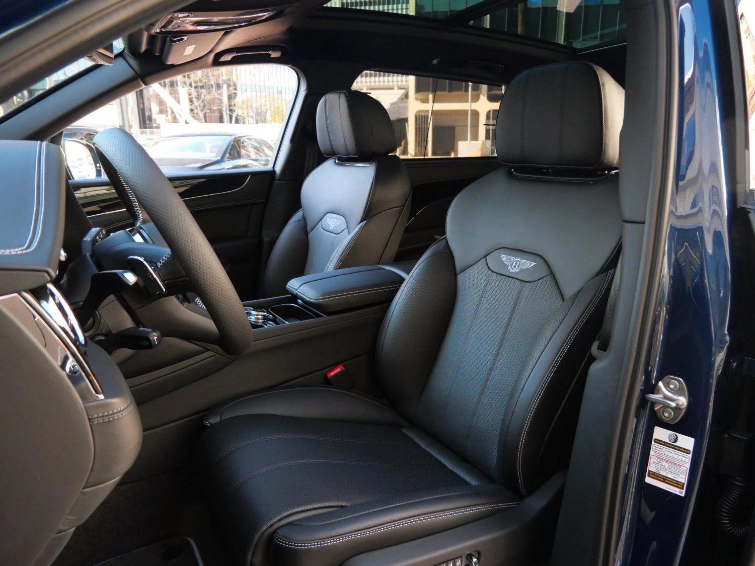 2025 Bentley Bentayga EWB interior, seats, Beluga
