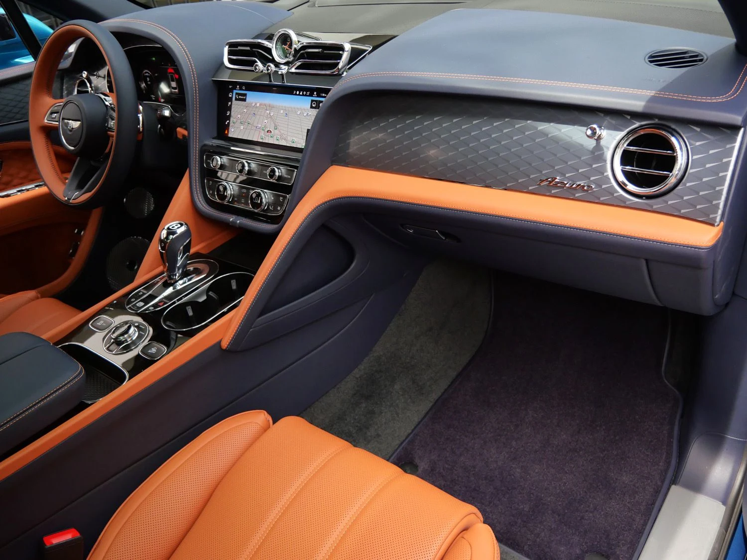 2026 Bentley Bentayga EWB Azure interior, Newmarket Tan